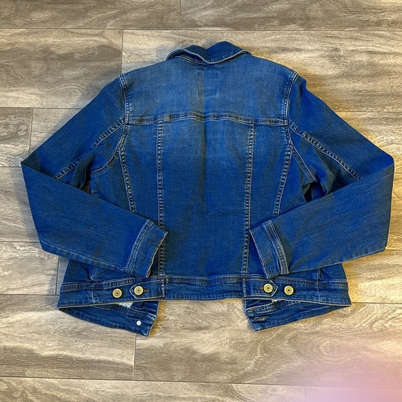 Denim jacket - Picture 6 of 6